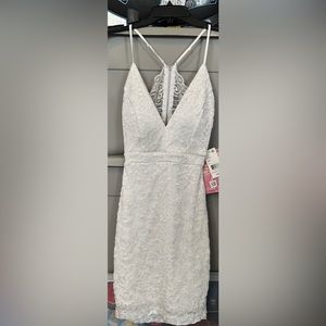 Obsessed with this dress brand new never worn